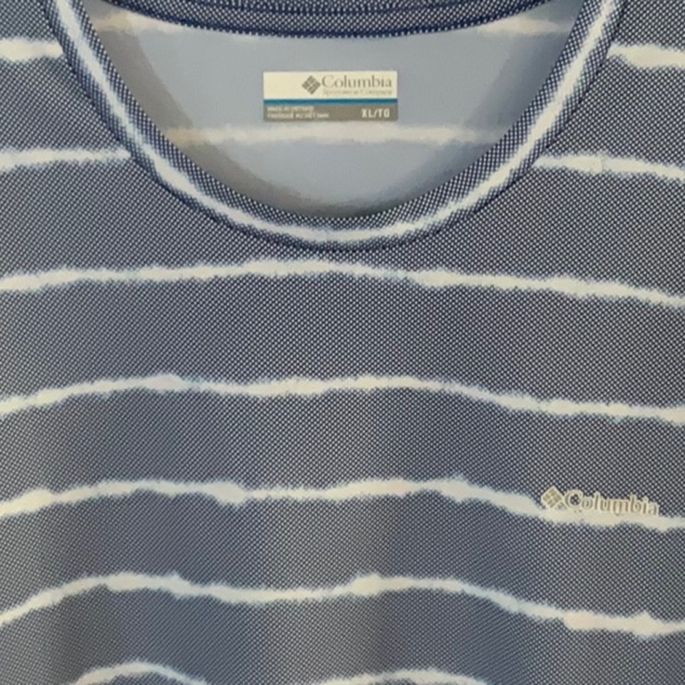 Women’s Columbia Blue Striped Shirt